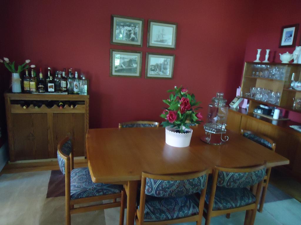 King George B&B Miramichi Bagian luar foto